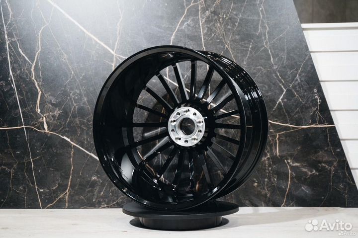 Кованные диски R21 Audi R8