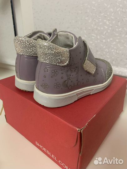 Ботинки для девочки