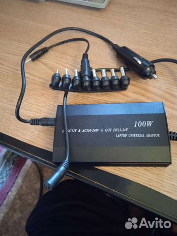 Универсальный автомобильный адаптер для ноутбука