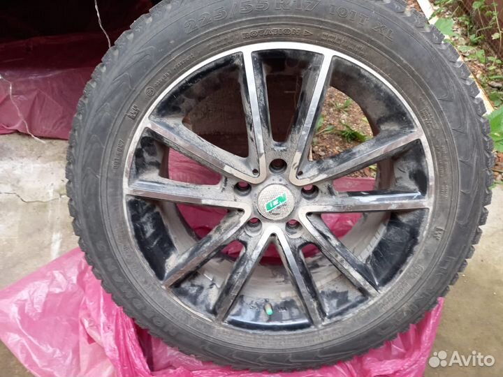 Шины nokian nordman 225/55/17 на Литых дискаХ r17