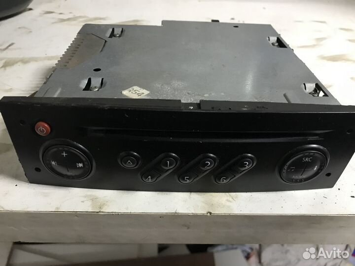 Штатная магнитола Renault Megane 2