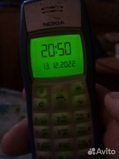 Телефон nokia 1100