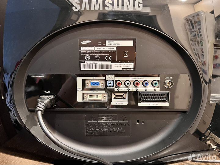 Телевизор Samsung SyncMaster 2032MW