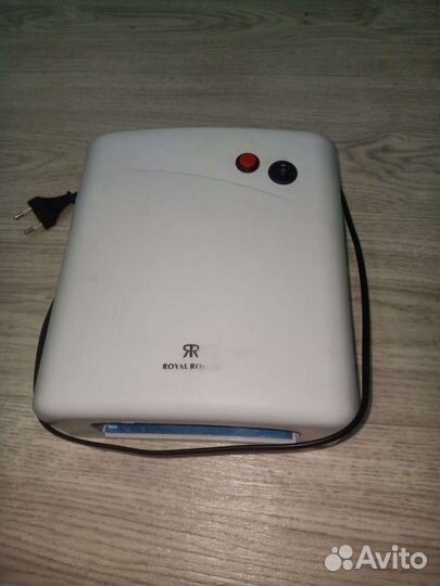 Лампа для ногтей