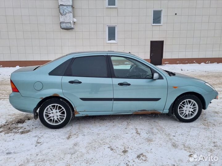 Ford Focus 1.6 МТ, 2001, 322 200 км