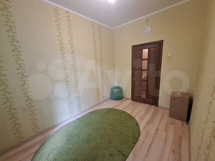 2-к. квартира, 46,5 м², 1/3 эт.