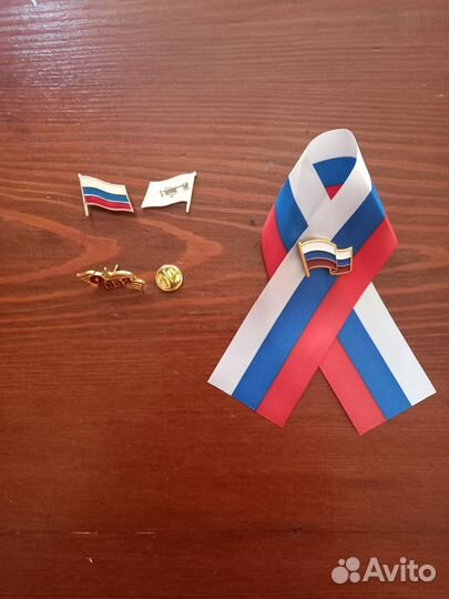 Брошь на 9 мая