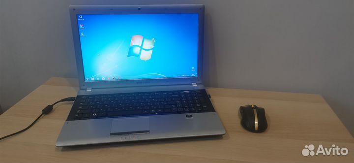 Ноутбук Samsung rv511