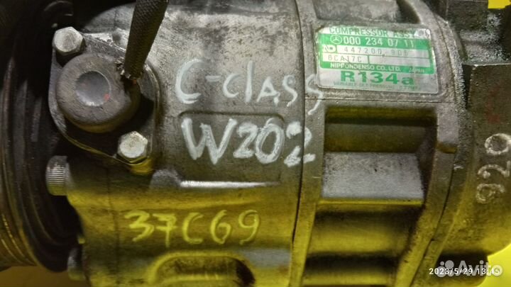 Компрессор кондиционера для Mercedes-Benz W203