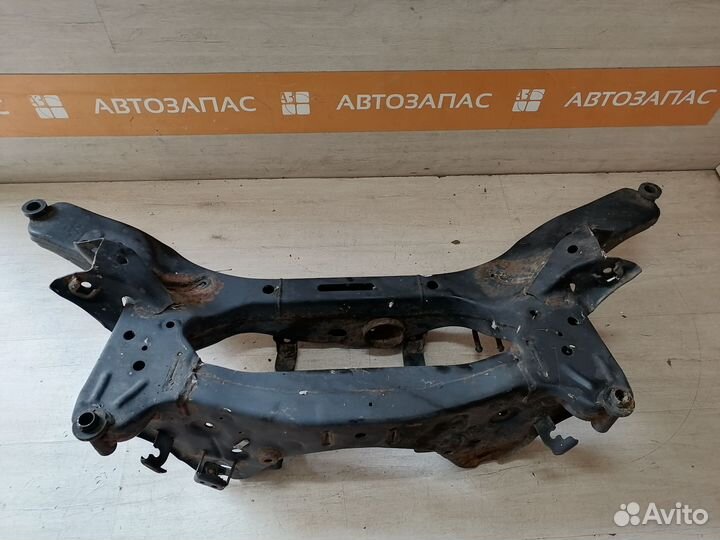 Подрамник задний балка Nissan Qashqai J10 Кашкай