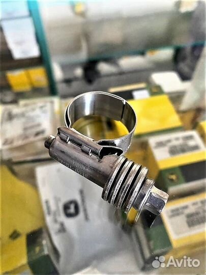 R524513 Хомут шланга слив с турбины