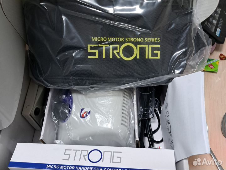 Аппарат для маникюра и педикюра Strong 210/105L