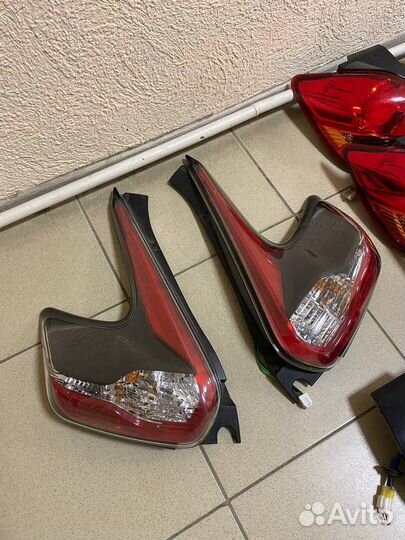 Комплект фонарей Nissan Juke 2018