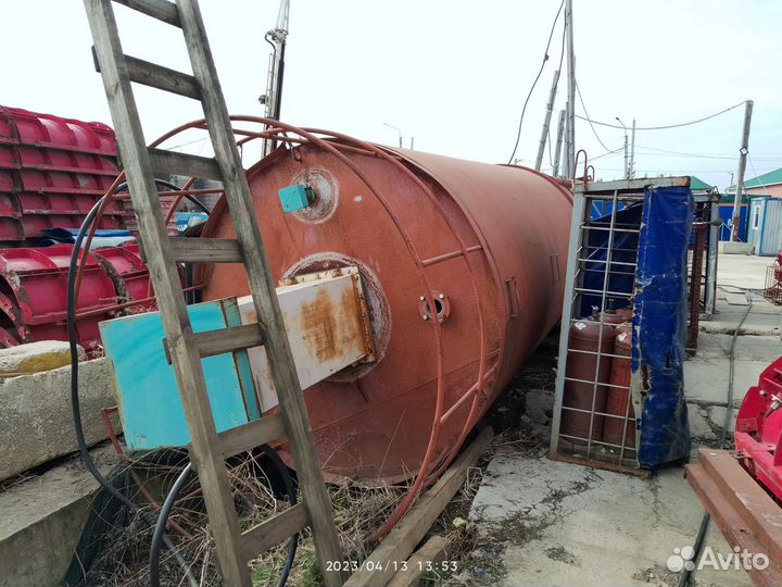 Емкость для хранения цемента силос