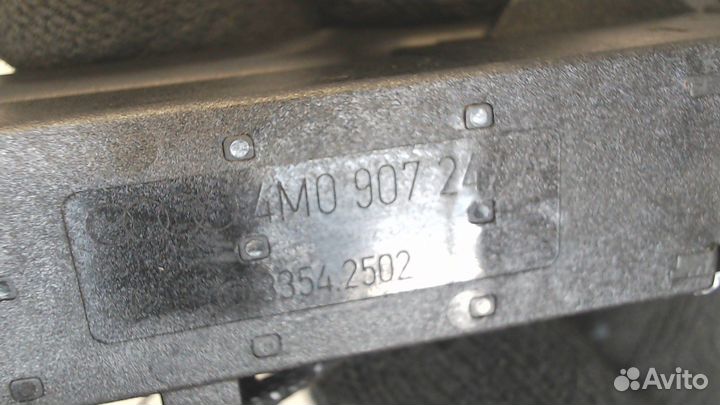 Антенна Audi A4 (B9), 2018