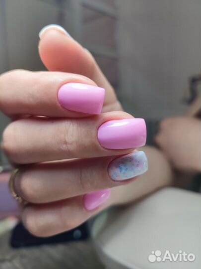 Маникюр