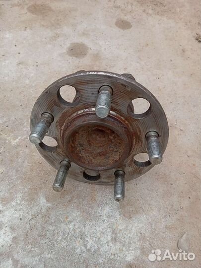 Ступица задняя на kia ceed