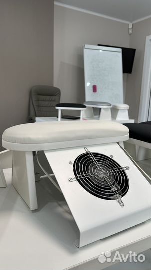 Подставка для рук маникюрная