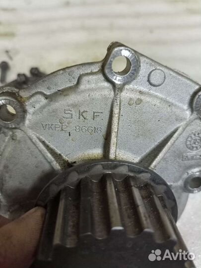 Помпа Volvo S60, S80