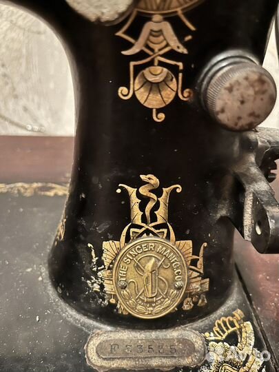 Швейная машинка зингер