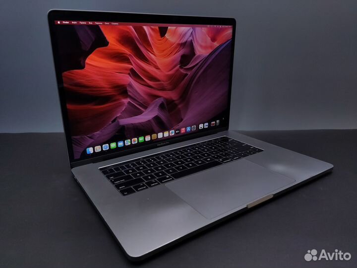 MacBook 2019