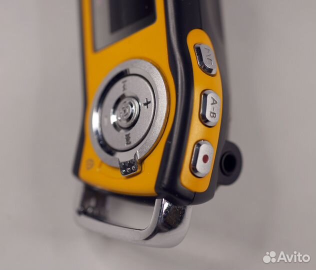 IRiver T10 1 Гб mp3 плеер жёлтый
