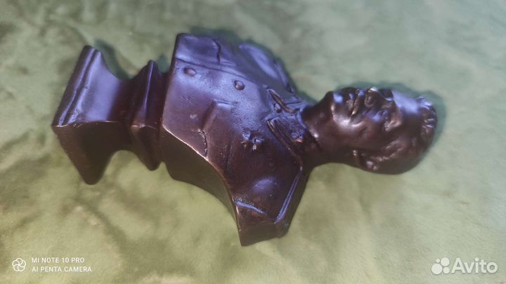 Бюст Сталина, бронза