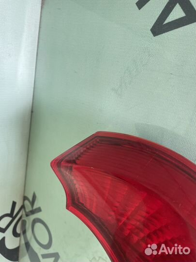 Фонарь задний правый honda stream
