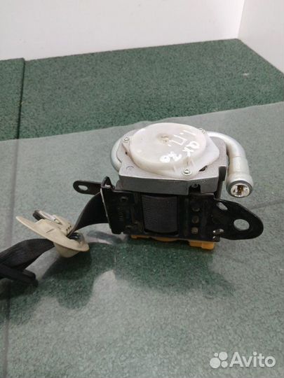 Ремень безопасности передний левый Infiniti Qx70