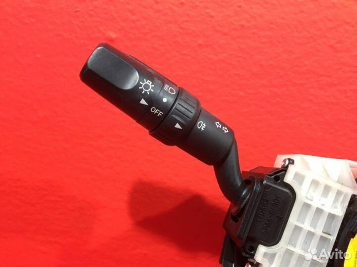 Переключатель подрулевой Mazda 3 BK Z6 VE 1.6L