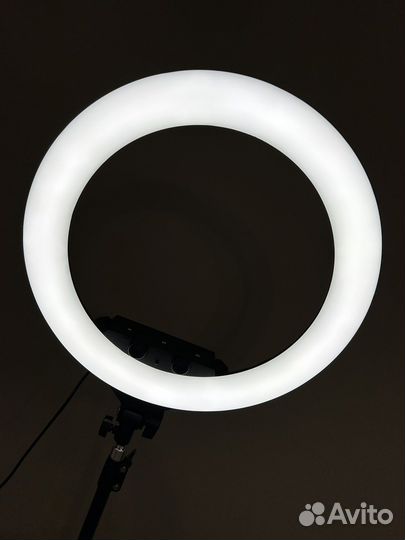 Кольцевая лампа 45 см со штативом