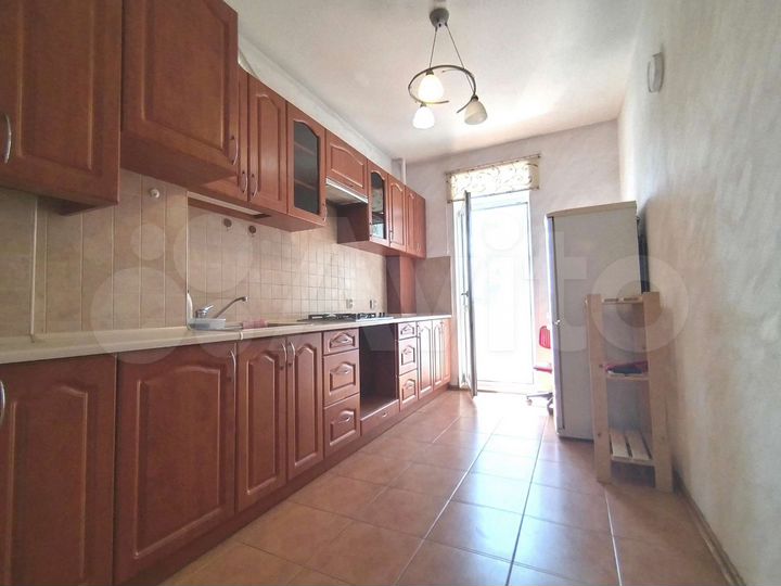 1-к. квартира, 37 м², 2/10 эт.