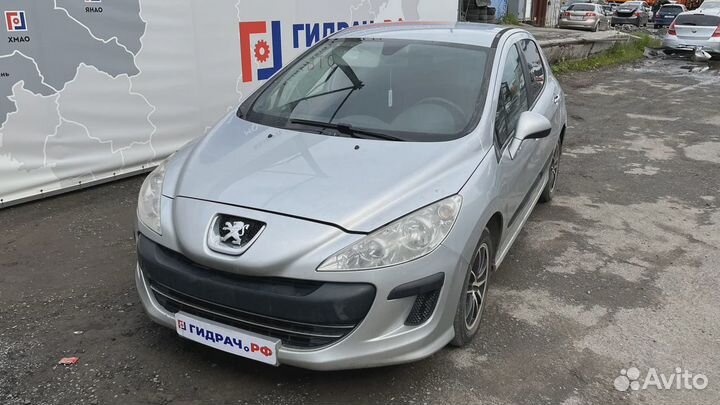 Покрытие напольное (ковролин) Peugeot 308 7585Y3