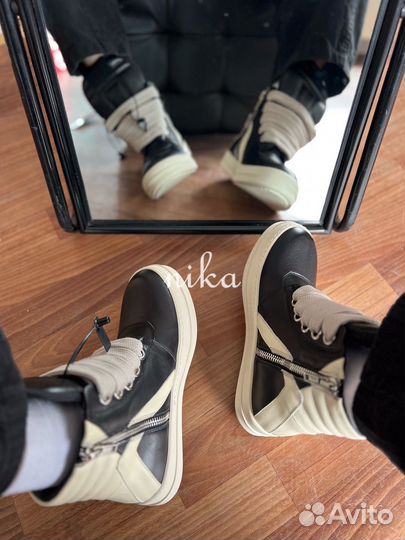 Rick Owens geobasket на руках