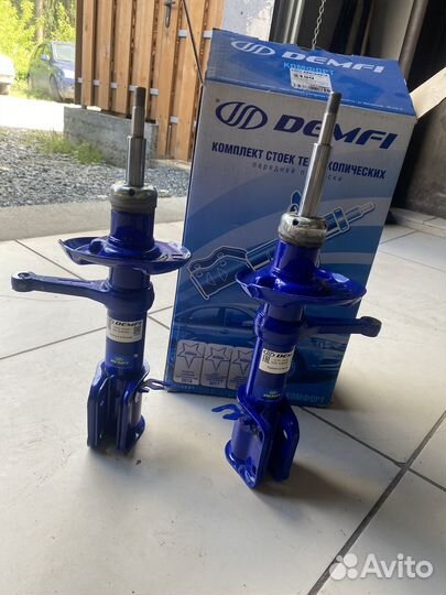 Передние стойки LADA гранта