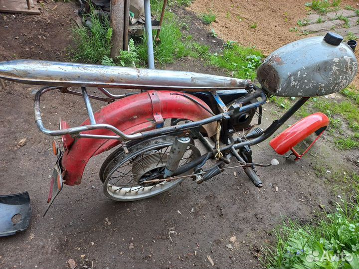 Продам запчасти на мотоцикл Минск