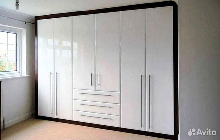 Новый шкаф распашной