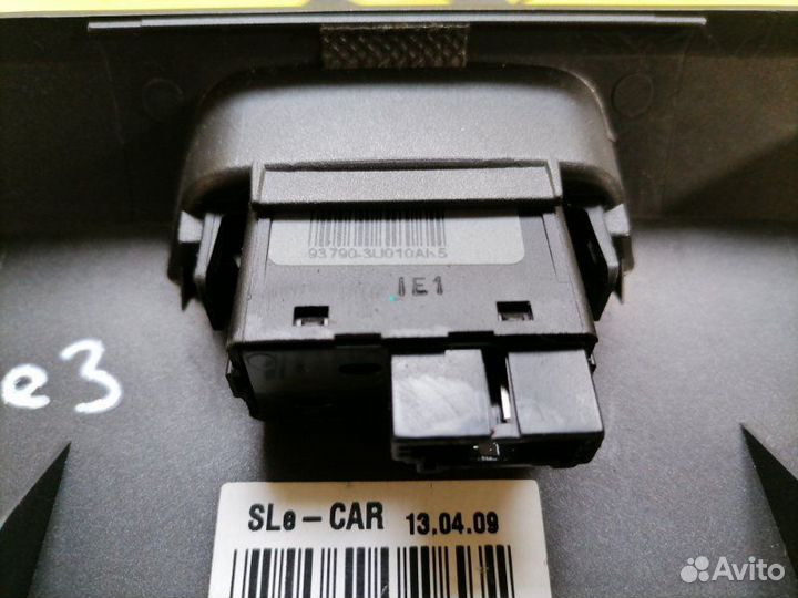 Накладка на торпедо (панели) Kia Sportage 3