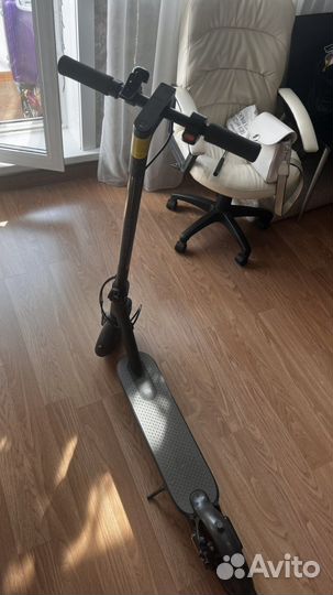 Электро самокат xiaomi б/у
