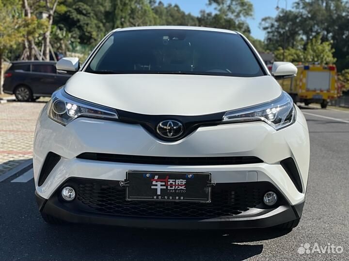 Toyota C-HR 2.0 CVT, 2021, 11 000 км