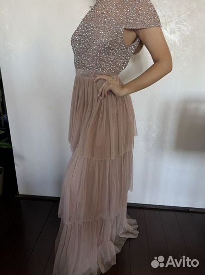 Вечернее платье