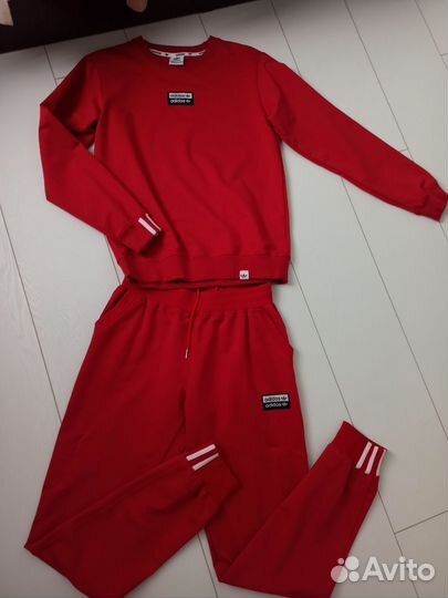 Костюм adidas 46 размер