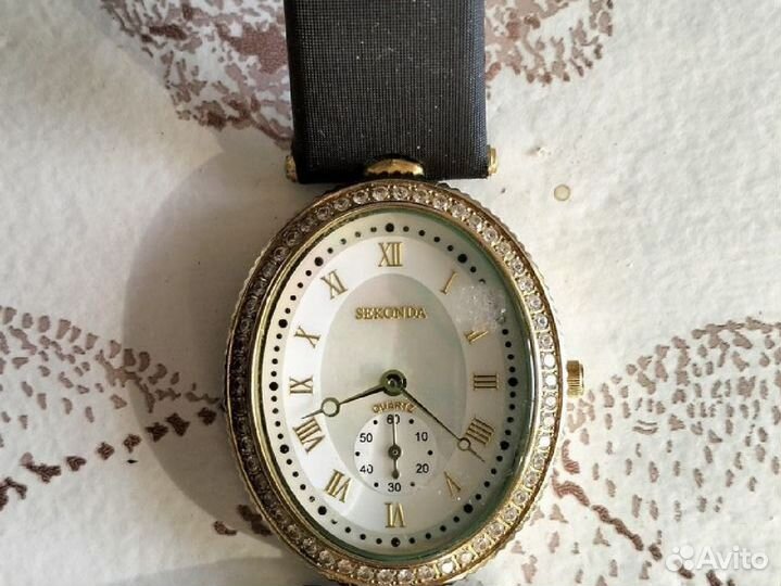 Часы женские Sekonda