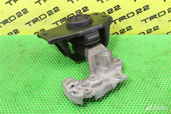 Подушка двигателя правая Nissan X-Trail TNT31