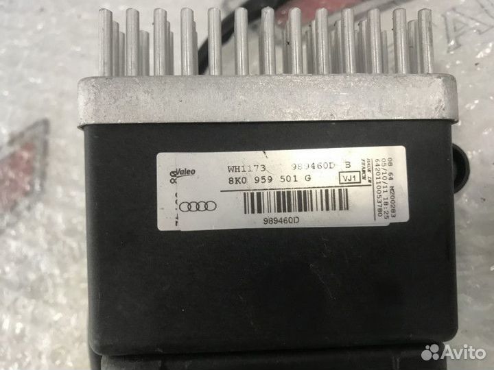 Блок управления вентиляторами Ауди А4 B8