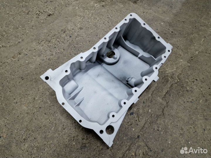 Масляный поддон Audi A4 B6, A6 C5 2.0 ALT AWA
