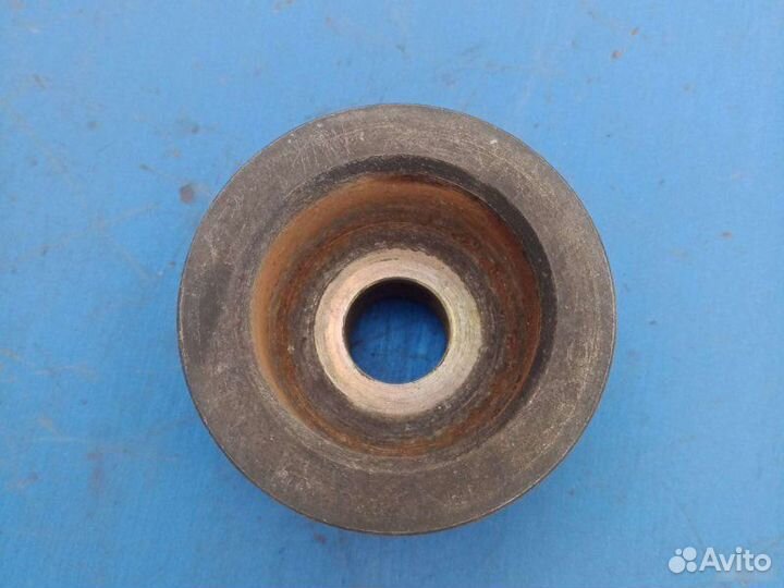 Шкив генератора Renault Kangoo 1