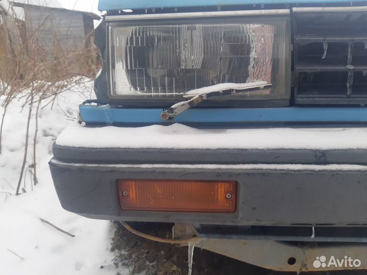 Фары nissan bluebird u11, u12, t12, t72