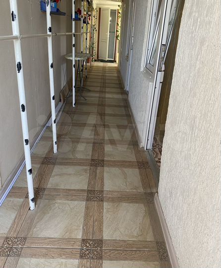 Комната 12 м² в 8-к., 1/2 эт.