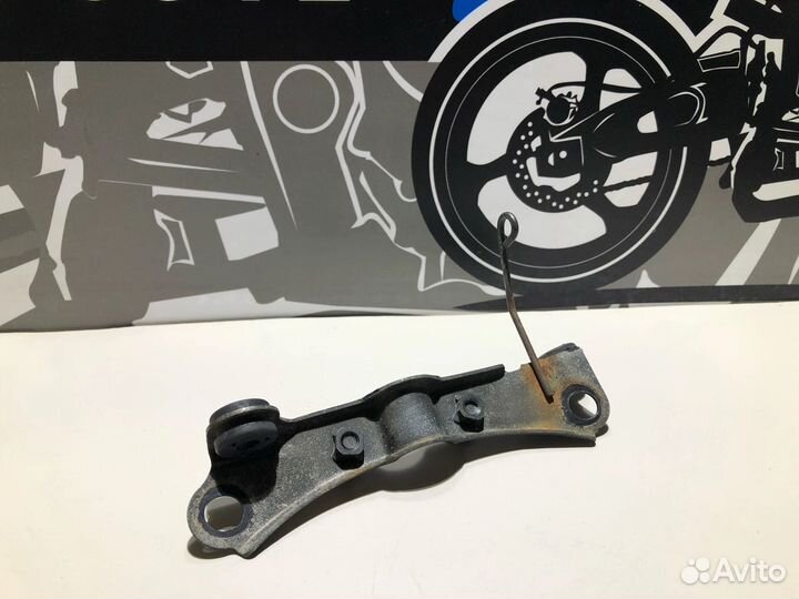 Кронштейн крепления Honda VT 250 F 1989г